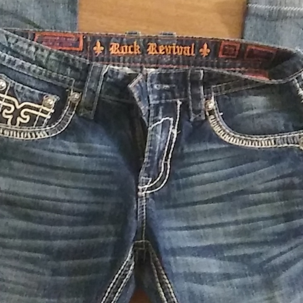 Rock revival jeans 33